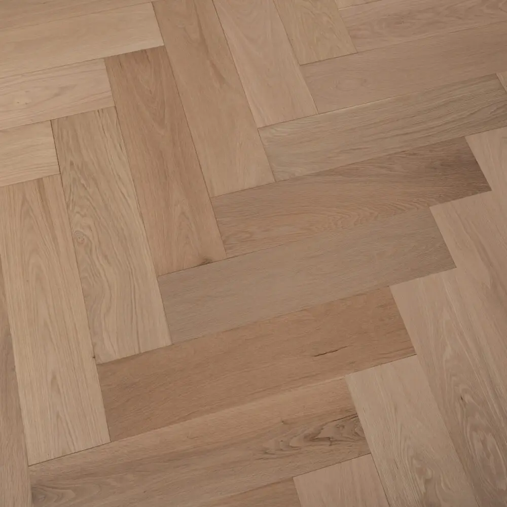 FMYTD Engineered Herringbone Click, AB Unfinished - Image 2