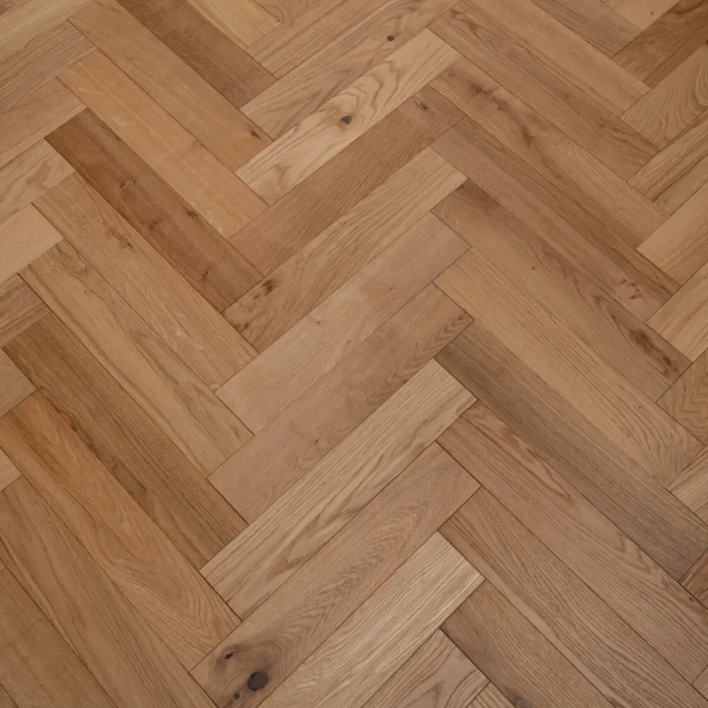 FMYTD Engineered Herringbone Brushed UV Oiled - Image 3