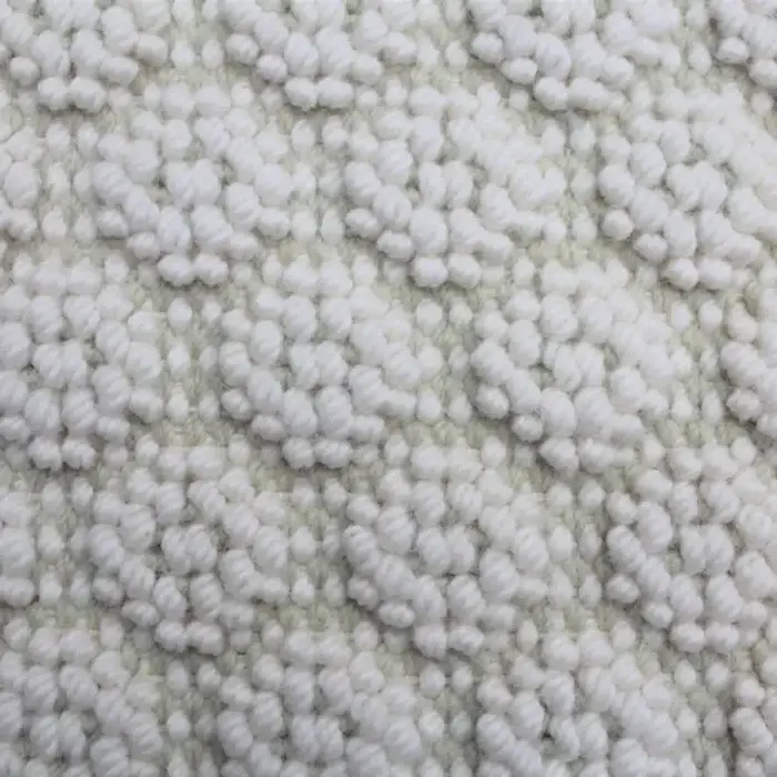 Altea 105 White light green