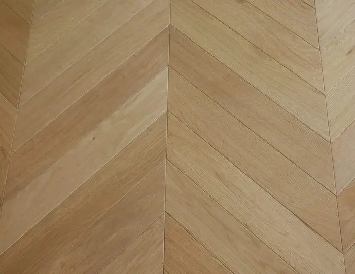 YTD Engineered Chevron Natural Brushed Matt Lac